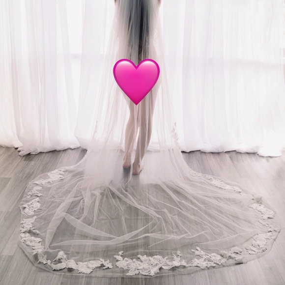 Netta BenShabu Accessories - Wedding Veil